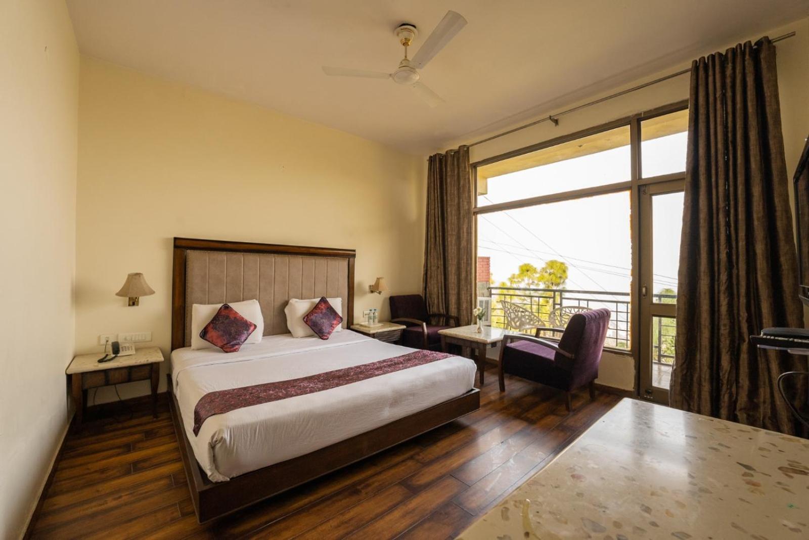 Kasauli Castle Resort מראה חיצוני תמונה